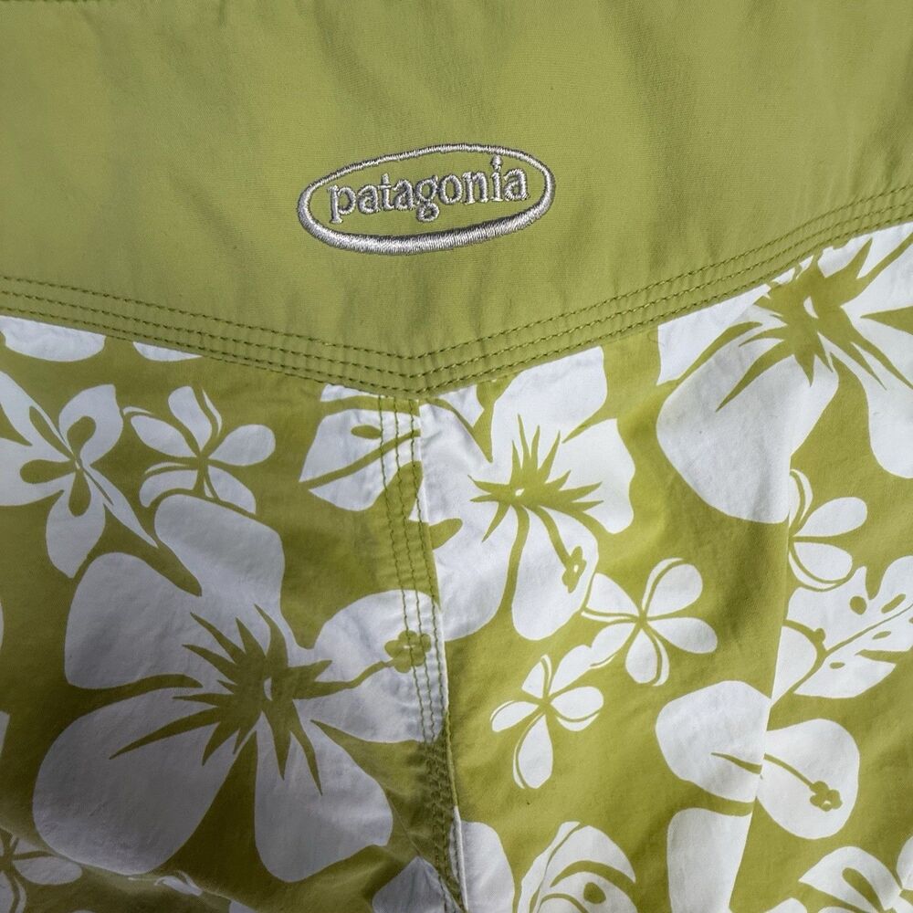 Vintage Patagonia Pataloha Capri Pants Women 12 Green Hawaiian Floral Outdoor - Picture 2 of 12